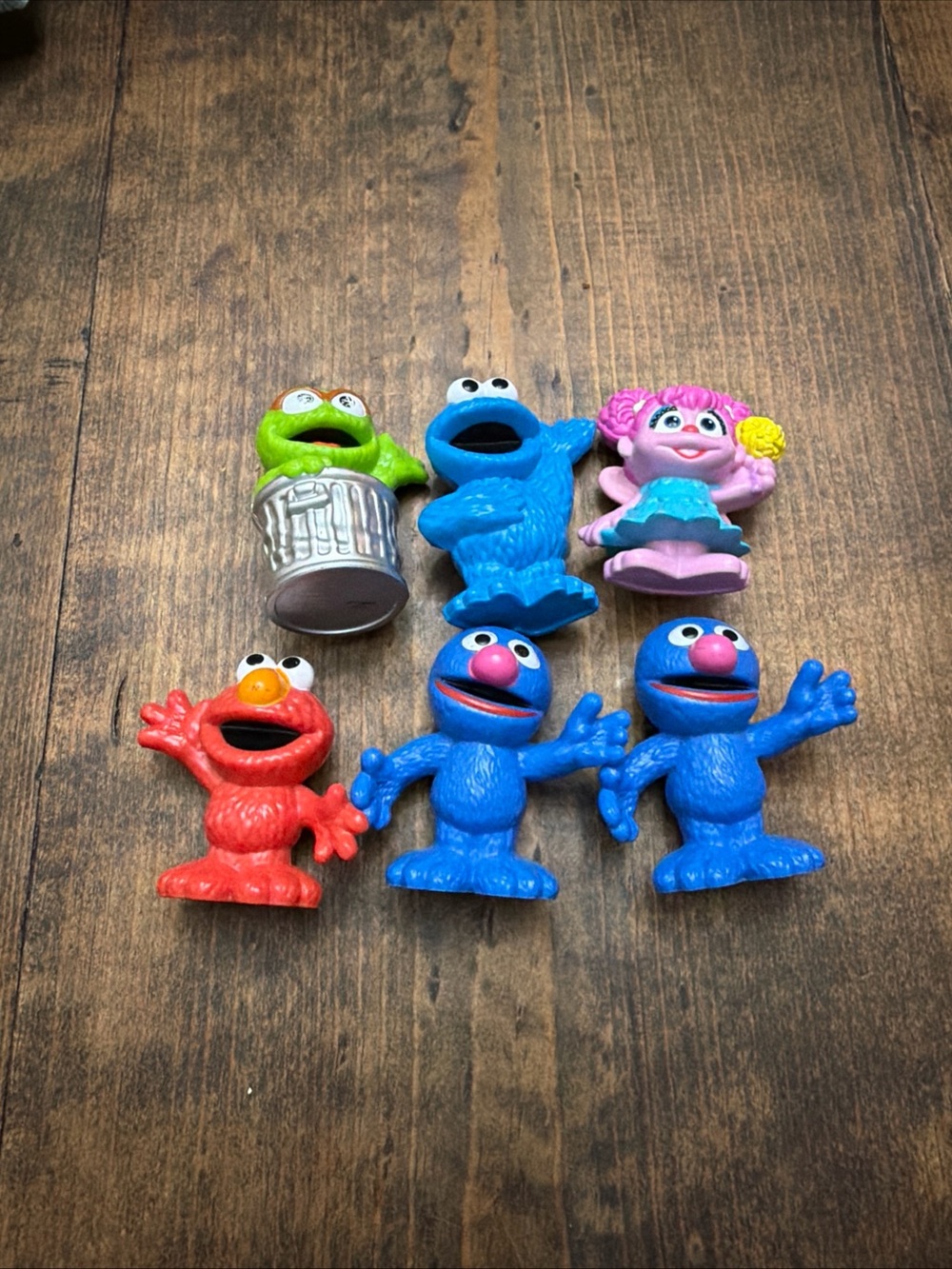 Sesame Street Mini Figure Set - Blue, Red, Pink, Green, Silver